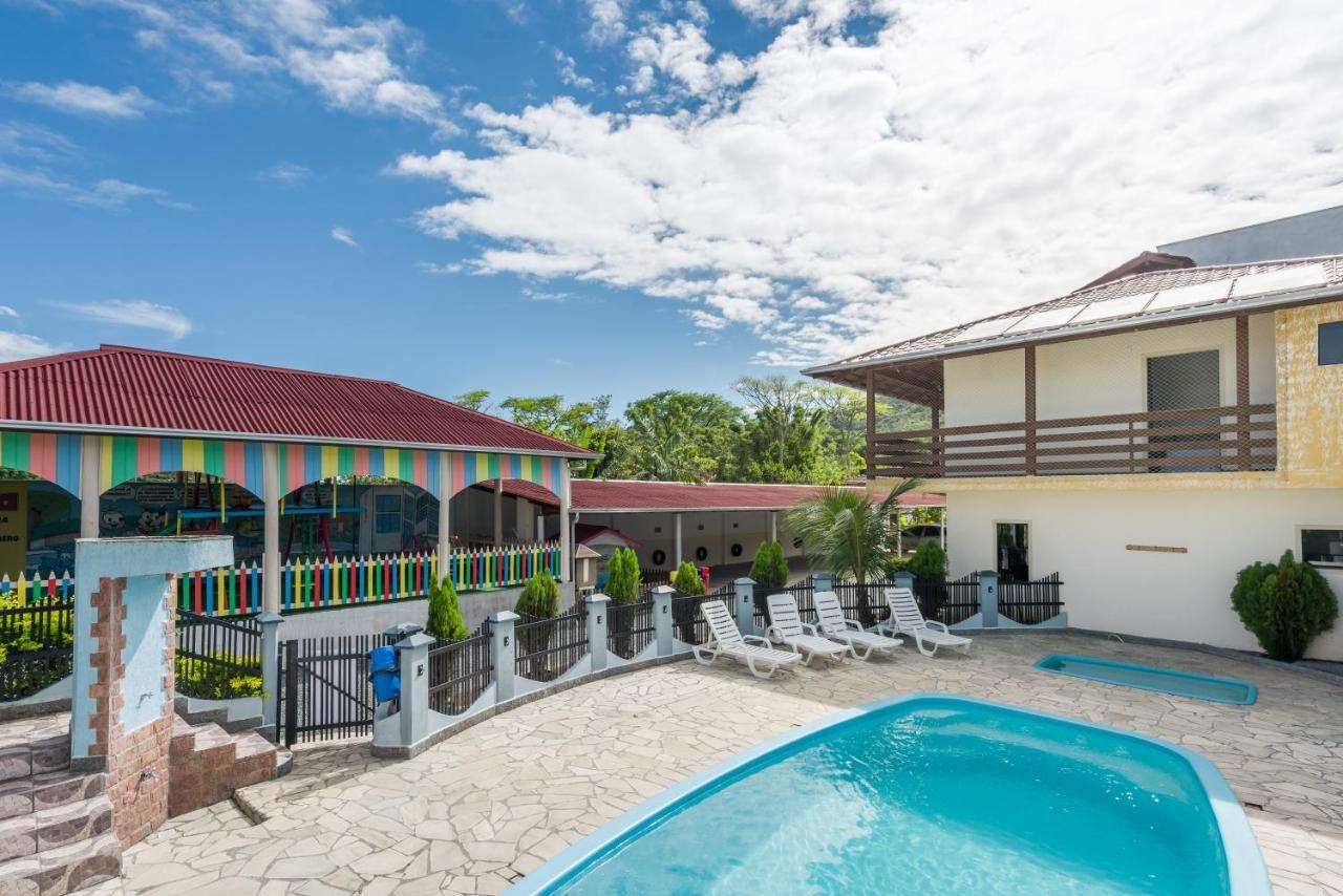 Hotel Brasil ペーニャ エクステリア 写真
