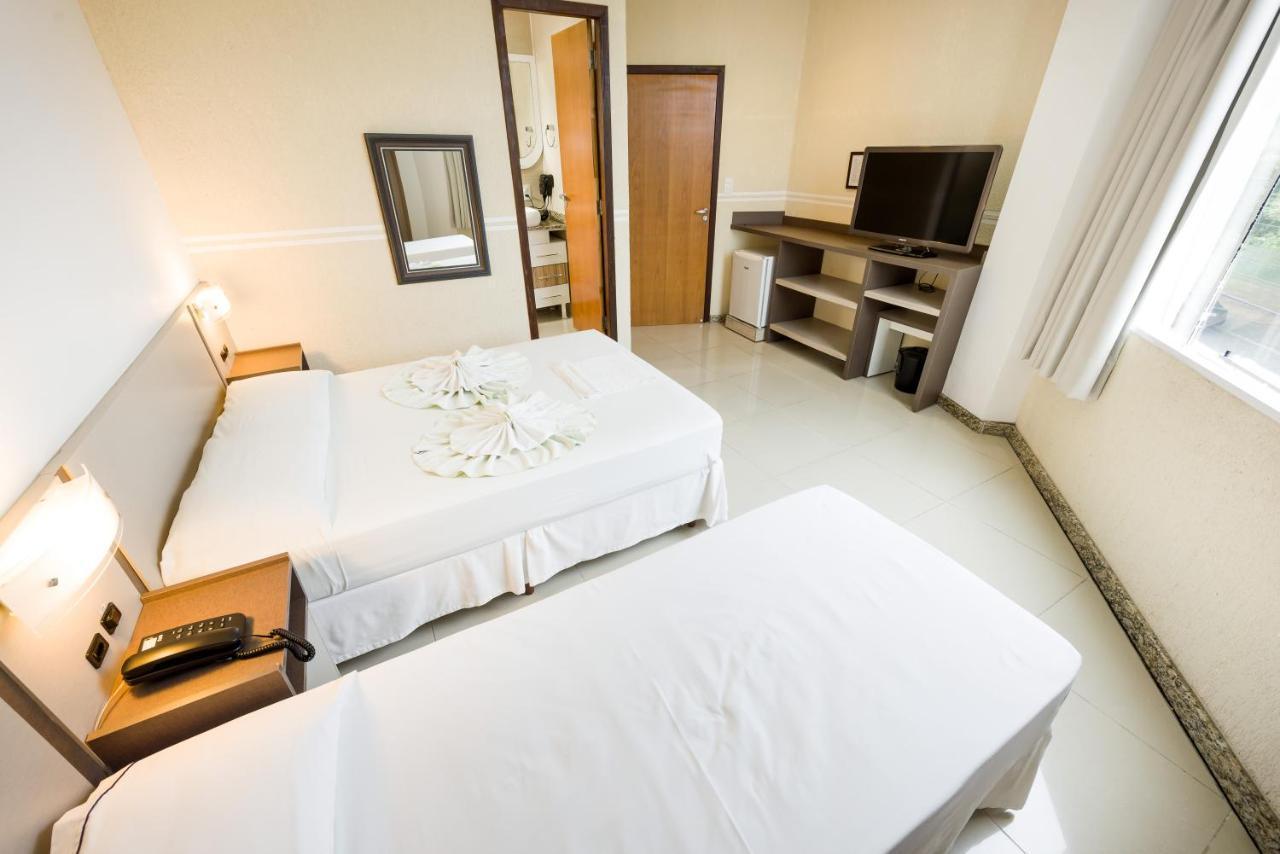 Hotel Brasil ペーニャ エクステリア 写真