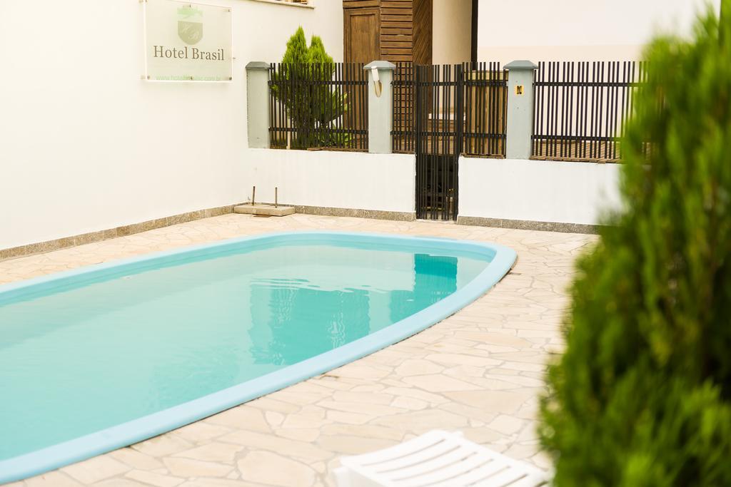 Hotel Brasil ペーニャ エクステリア 写真