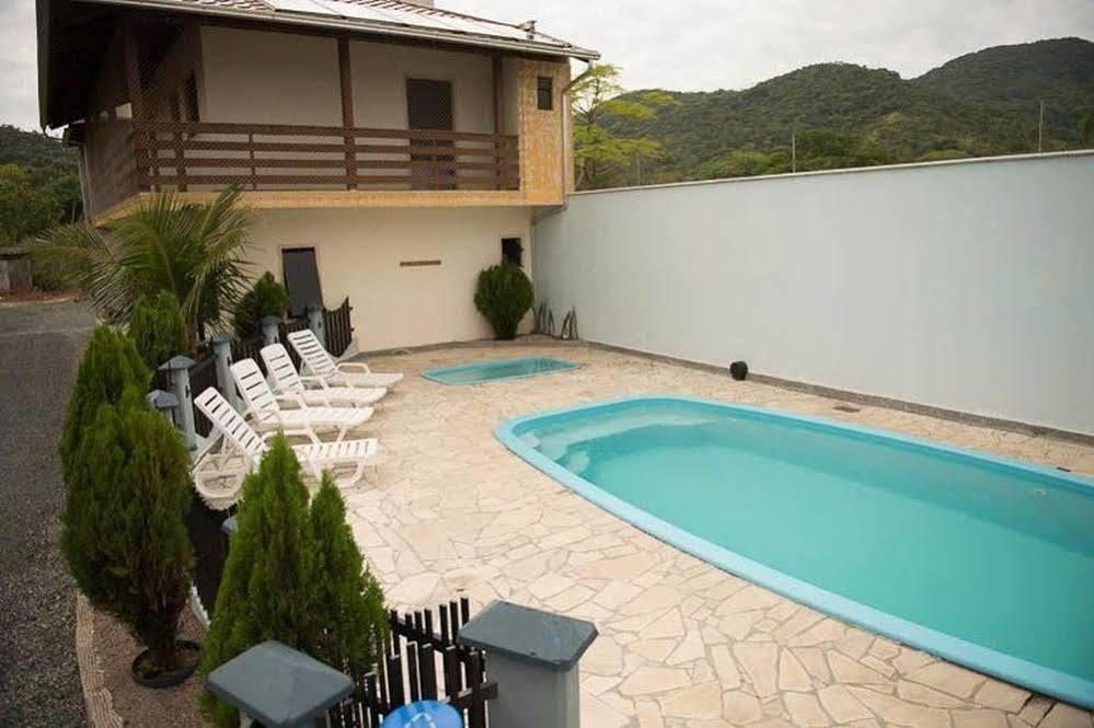 Hotel Brasil ペーニャ エクステリア 写真