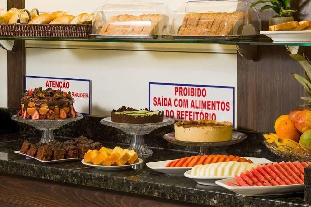 Hotel Brasil ペーニャ エクステリア 写真